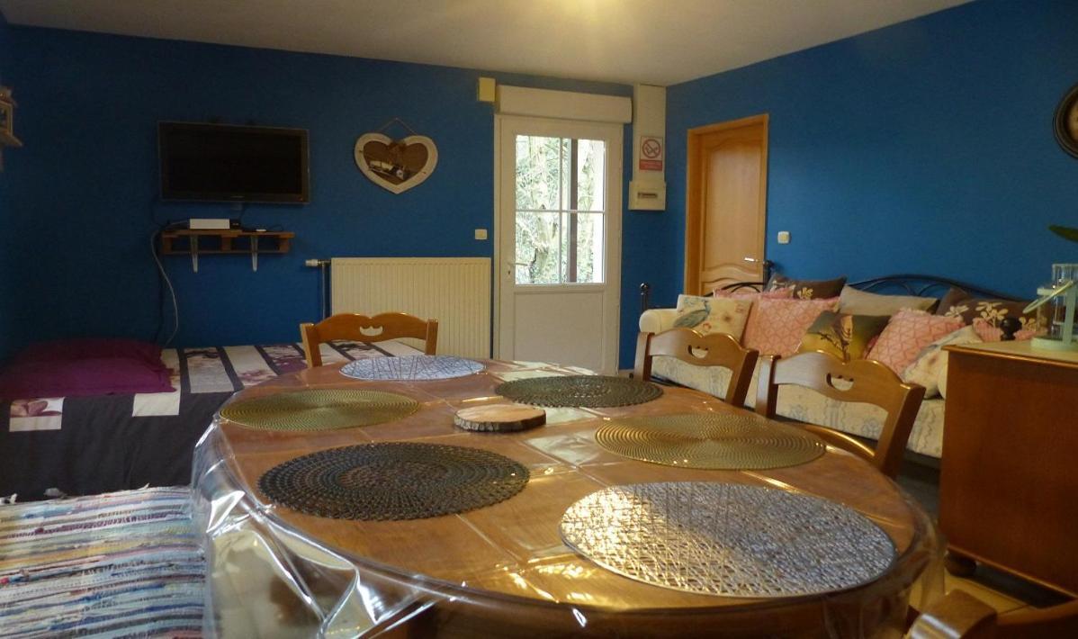 Ici Et La Villa Canaples Екстериор снимка