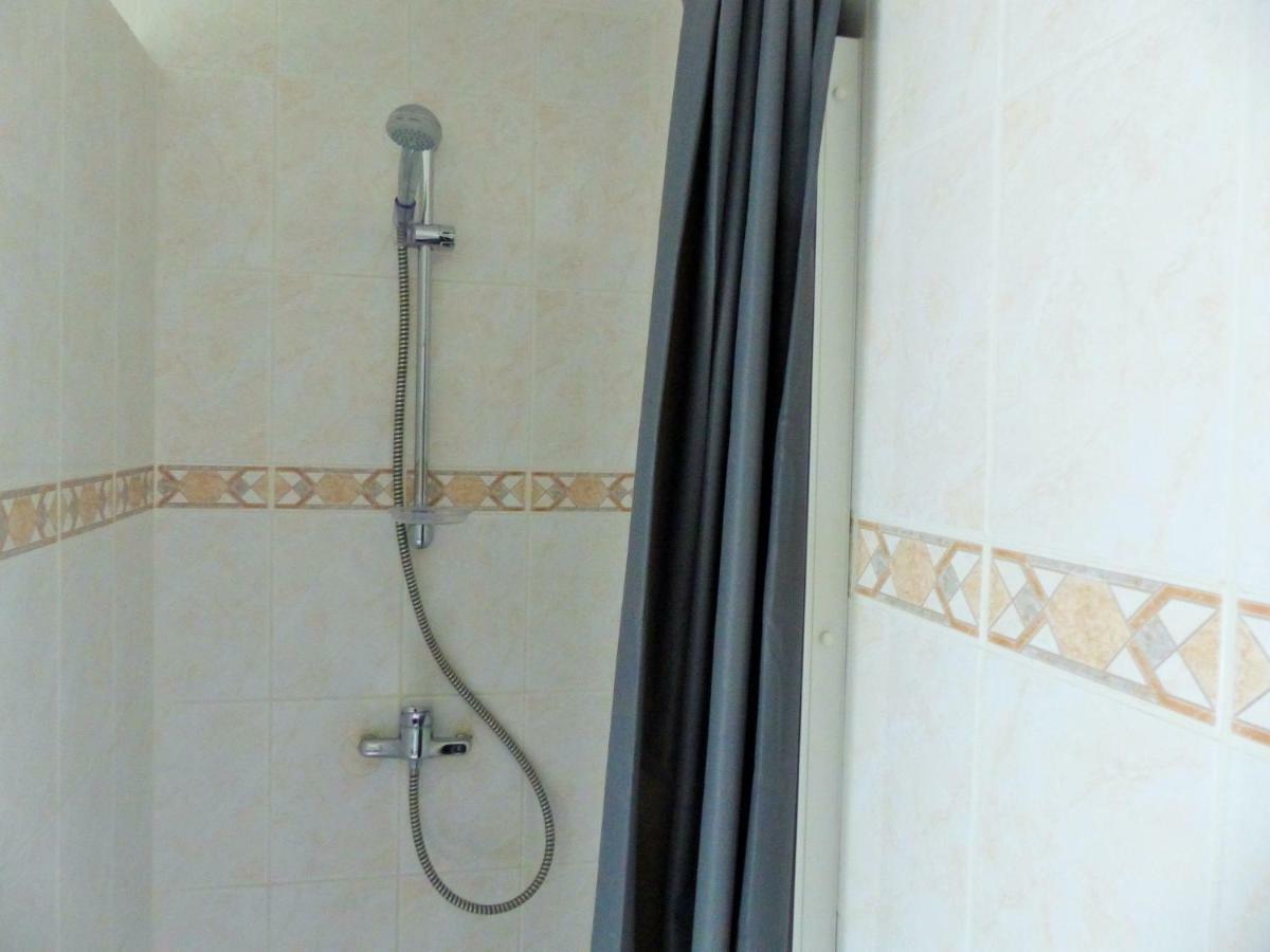 Ici Et La Villa Canaples Екстериор снимка